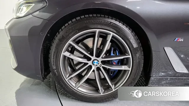 BMW 5 Series (G30) id 3701564 из Кореи 15