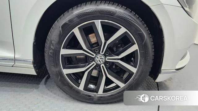 Volkswagen Passat GT (B8) id 3801772 из Кореи 15