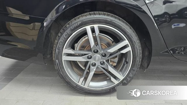 Audi A4 (B9) id 4536104 из Кореи 27