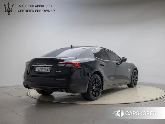 Maserati Ghibli id 2989233 из Кореи 15