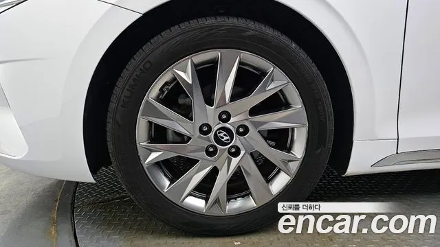 Hyundai The New Grandeur IG Hybrid id 2784385 из Кореи 15