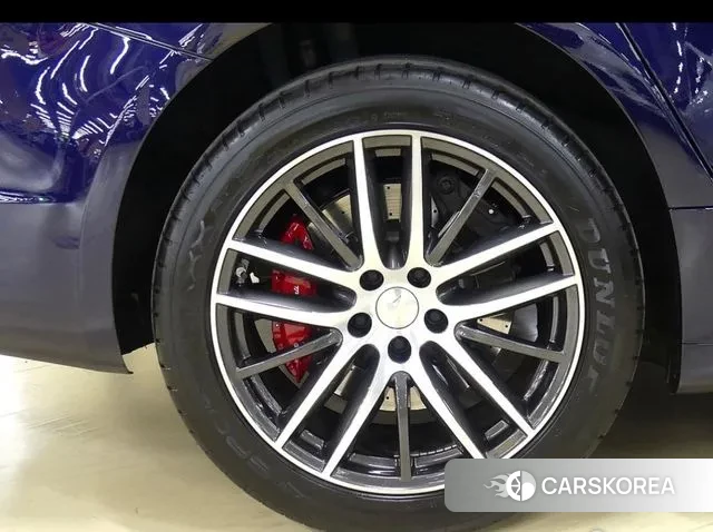 Maserati Ghibli id 3428532 из Кореи 15
