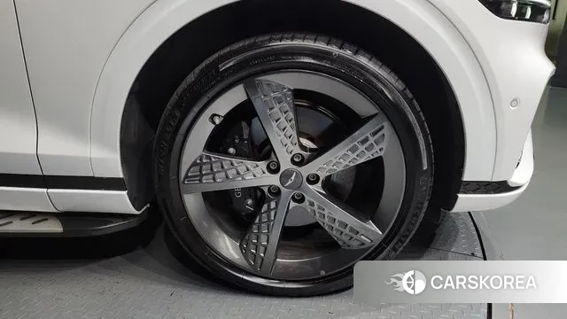 Genesis GV70 id 3174031 из Кореи 15