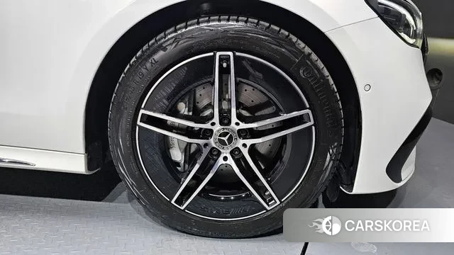 Mercedes-Benz E-Class W214 id 3580550 из Кореи 15