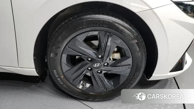 Hyundai Avante (CN7) id 3566067 из Кореи 15