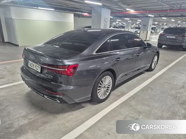 Audi A6 (C8) id 3379162 из Кореи 9