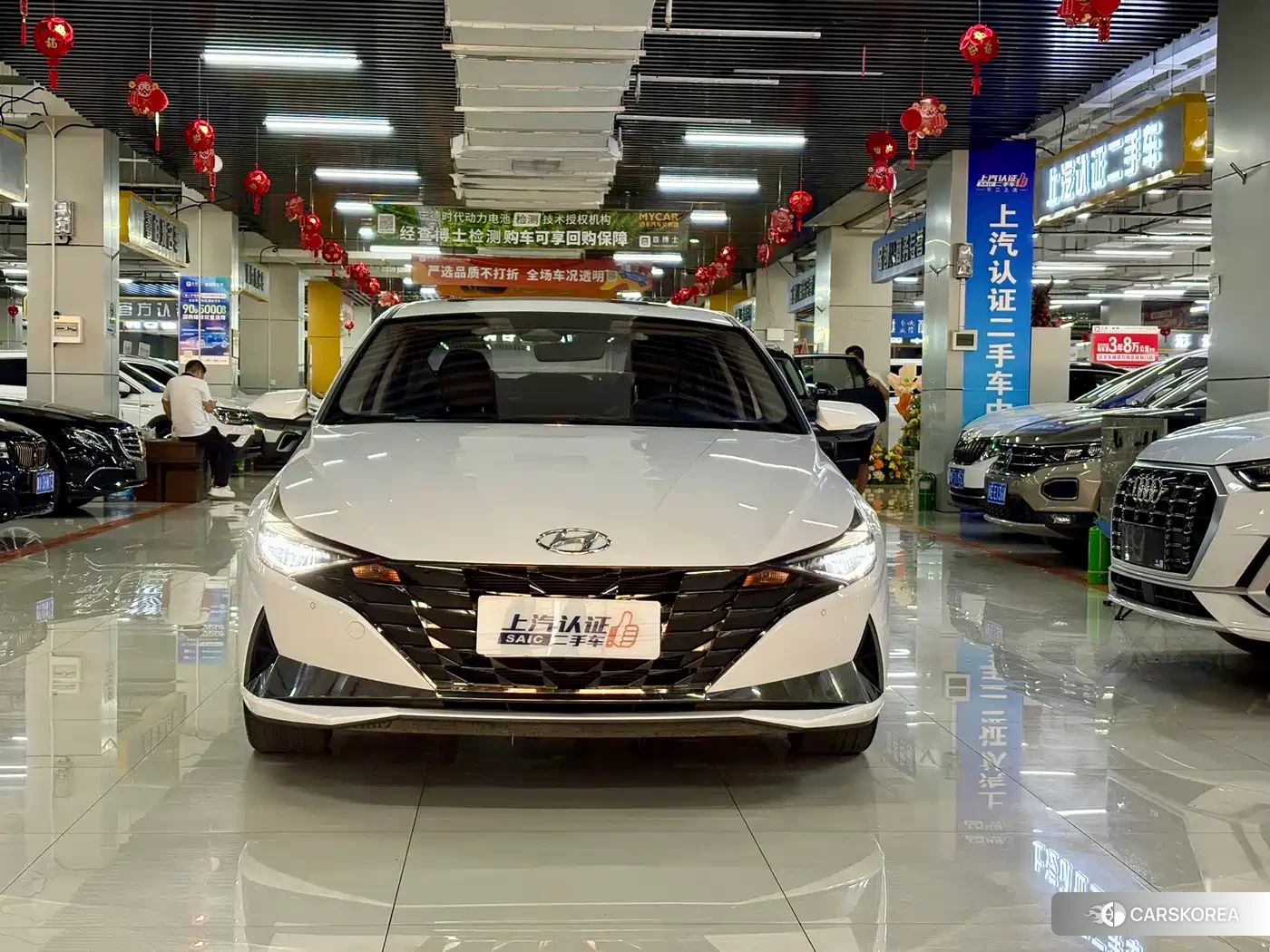 Hyundai Elantra 2023 Белый из Китая, фото 6