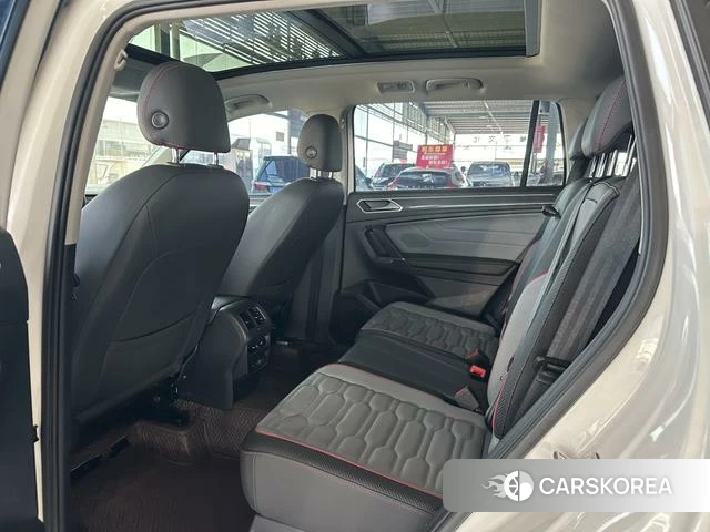 Volkswagen Tiguan L PHEV id 4272025 из Китая 10