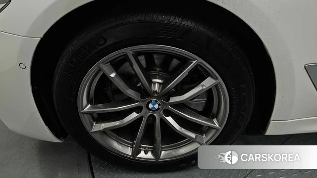 BMW 5 Series (G30) id 4310458 из Кореи 26