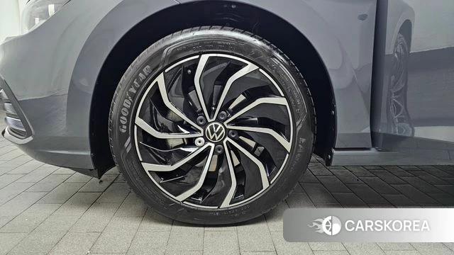 Volkswagen Golf 8th Generation id 3896736 из Кореи 15