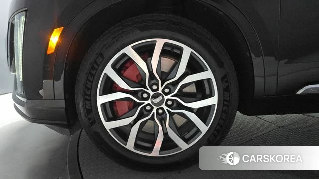 Cadillac XT6 id 4779382 из Кореи 26