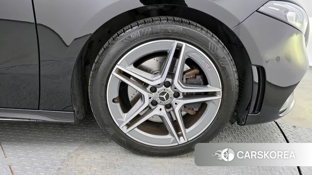 Mercedes-Benz A-Class W177 id 3813649 из Кореи 15