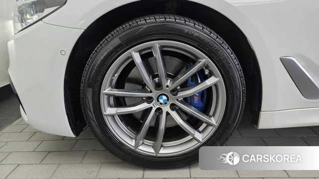 BMW 5 Series (G30) id 4543793 из Кореи 28