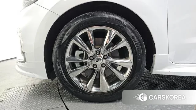 Kia The New Carnival id 3737102 из Кореи 15