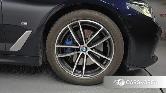 BMW 5 Series (G30) id 3680091 из Кореи 15