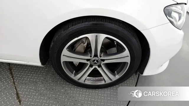 Mercedes-Benz E-Class W213 id 3045288 из Кореи 15