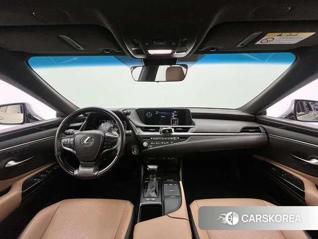 Lexus ES id 4274714 из Китая 23