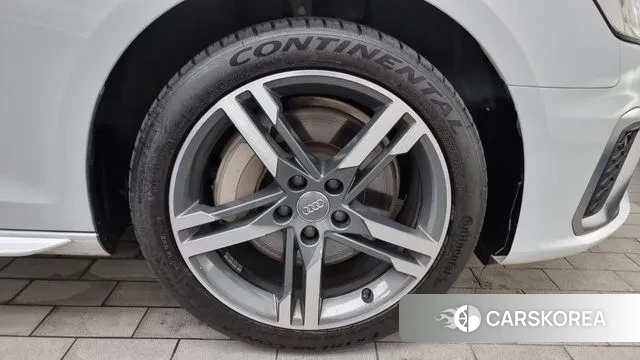 Audi A4 (B9) id 2985214 из Кореи 15