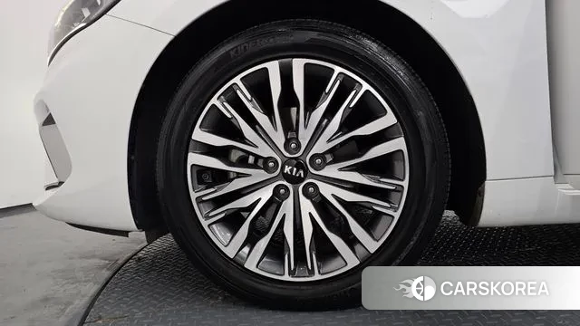 Kia K7 Premier Hybrid id 3736545 из Кореи 15