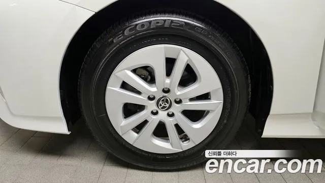 Toyota Prius 4th Generation id 2928337 из Кореи 15