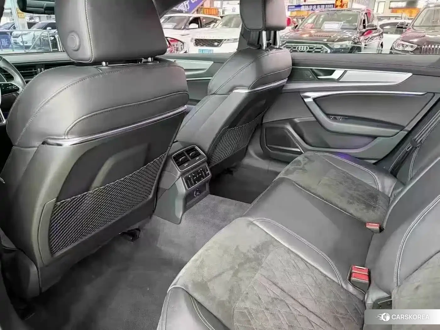 Audi A6L 2021 Черный из Китая, фото 5