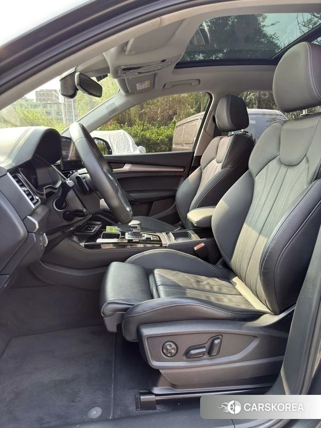 Audi Q5L id 4277047 из Китая 9