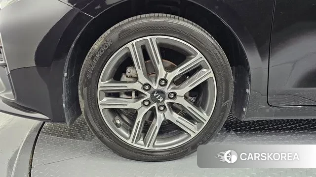 Kia Come New K3 id 3345357 из Кореи 15