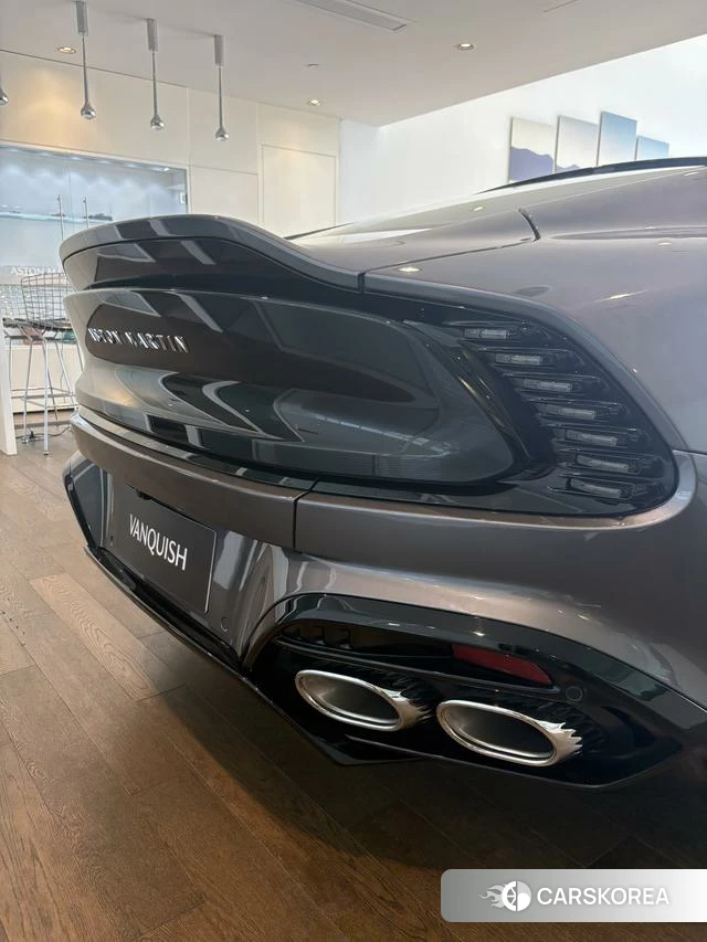 Aston Martin Vanquish id 4239516 из Китая 10