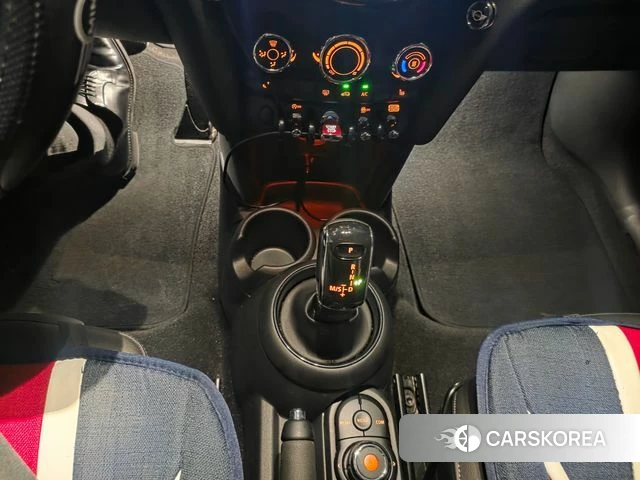 Mini Cooper 2020 Черный из Кореи, фото 5