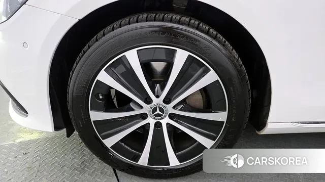 Mercedes-Benz E-Class W213 id 3671859 из Кореи 15