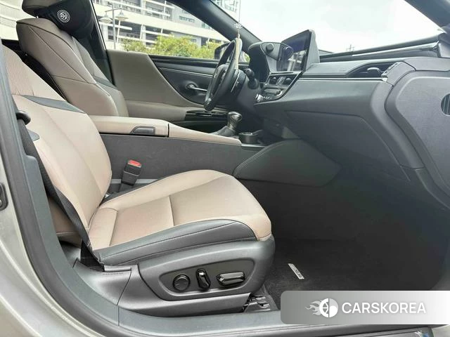 Lexus ES id 4301302 из Китая 14