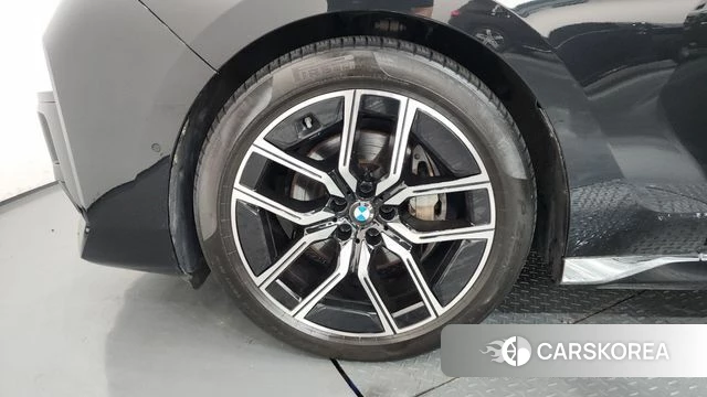 BMW 7 Series (G70) id 4630810 из Кореи 35