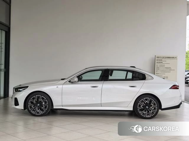 BMW 5 series id 4299508 из Китая 7