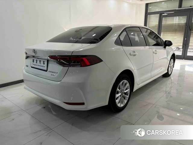Toyota Corolla id 3889792 из Китая 12