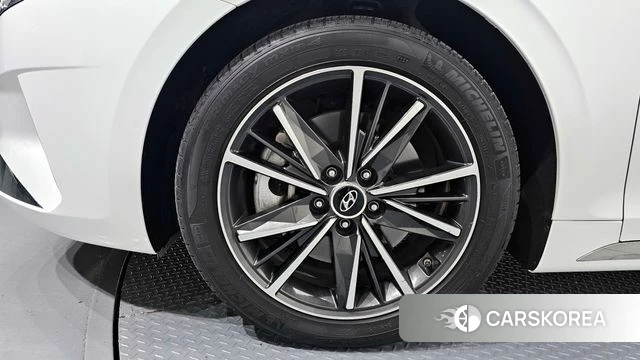 Hyundai The New Grandeur IG id 4249924 из Кореи 29