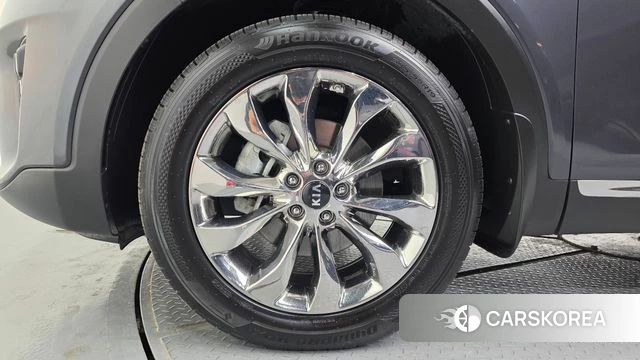 Kia The New Sorento id 4286187 из Кореи 28