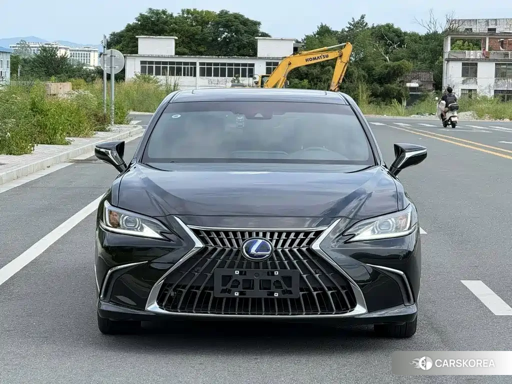Lexus ES 2022 Черный из Китая, фото 5