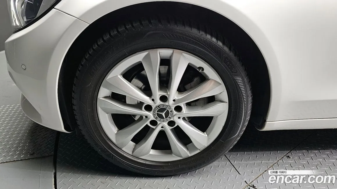 Mercedes-Benz C-Class W205 id 1663819 из Кореи 15