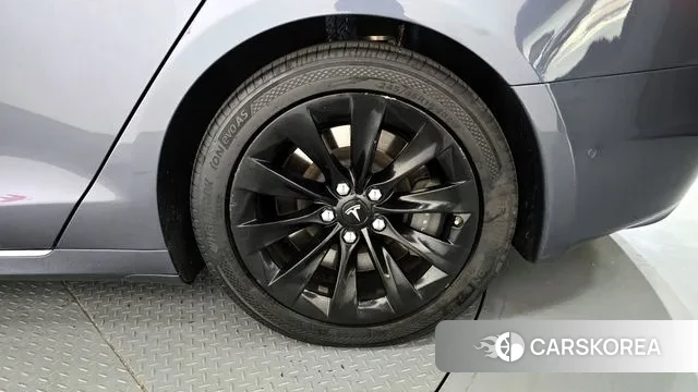 Tesla Model S id 3117547 из Кореи 15