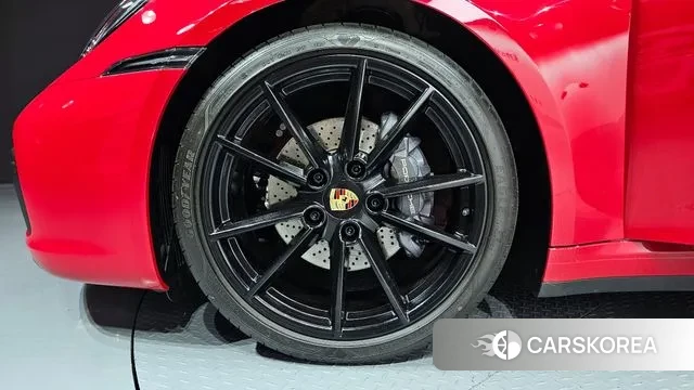 Porsche 911(992) id 3054137 из Кореи 15