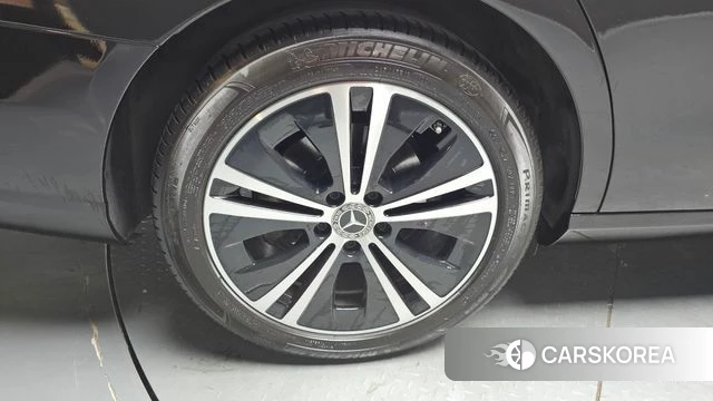 Mercedes-Benz E-Class W213 id 4489883 из Кореи 25