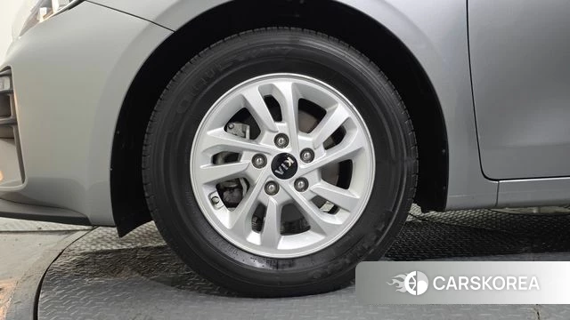 Kia Come New K3 id 4930770 из Кореи 15