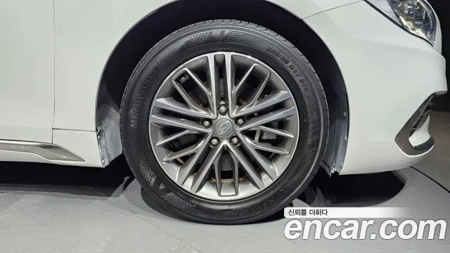 Hyundai Grandeur IG id 2377756 из Кореи 15