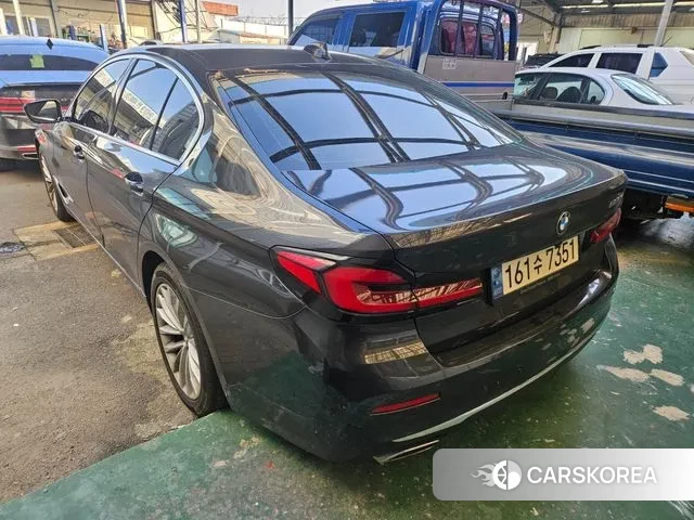 BMW 5 Series (G30) id 3338838 из Кореи 15