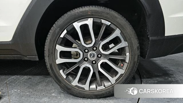 Ssangyong Torres id 3892038 из Кореи 16