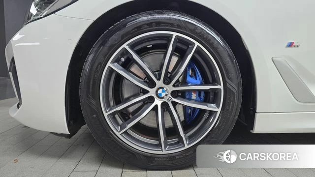 BMW 5 Series (G30) id 4560883 из Кореи 29