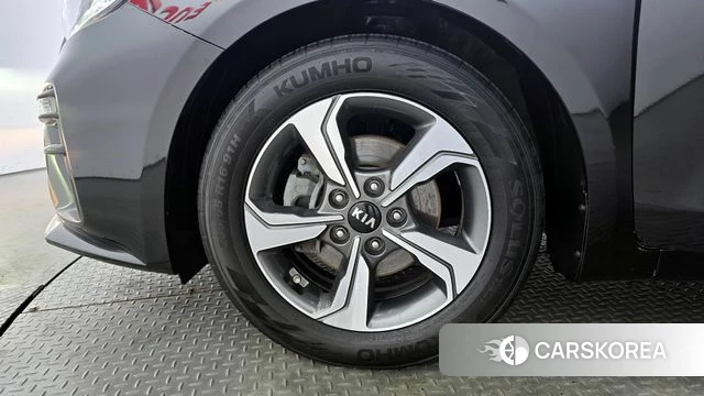 Kia Come New K3 id 3879992 из Кореи 15