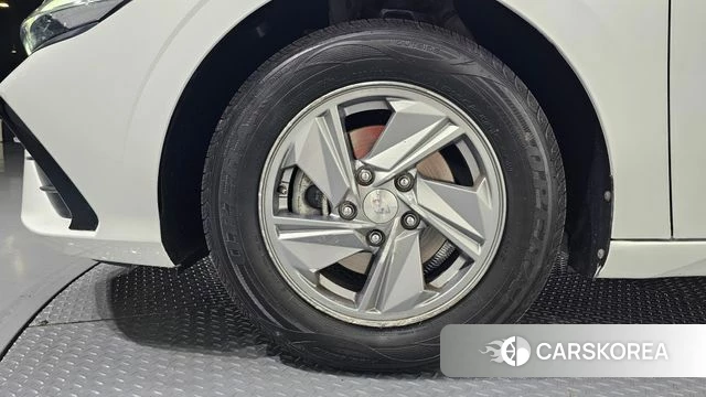 Hyundai The New Avante (CN7) id 4905217 из Кореи 15