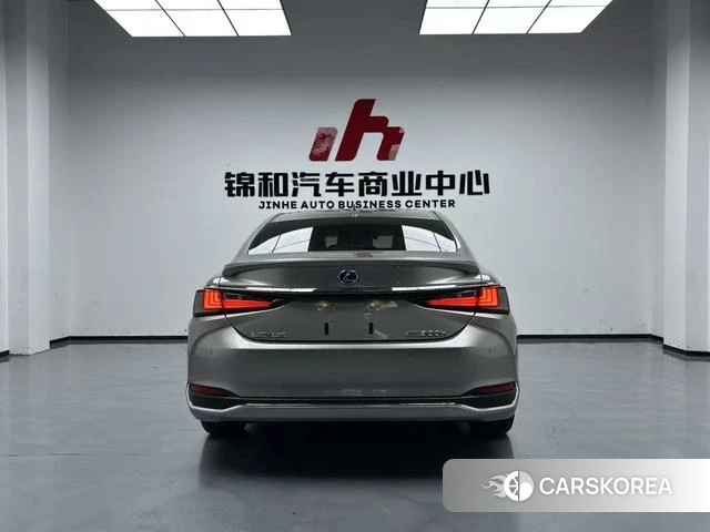 Lexus ES id 4262111 из Китая 7