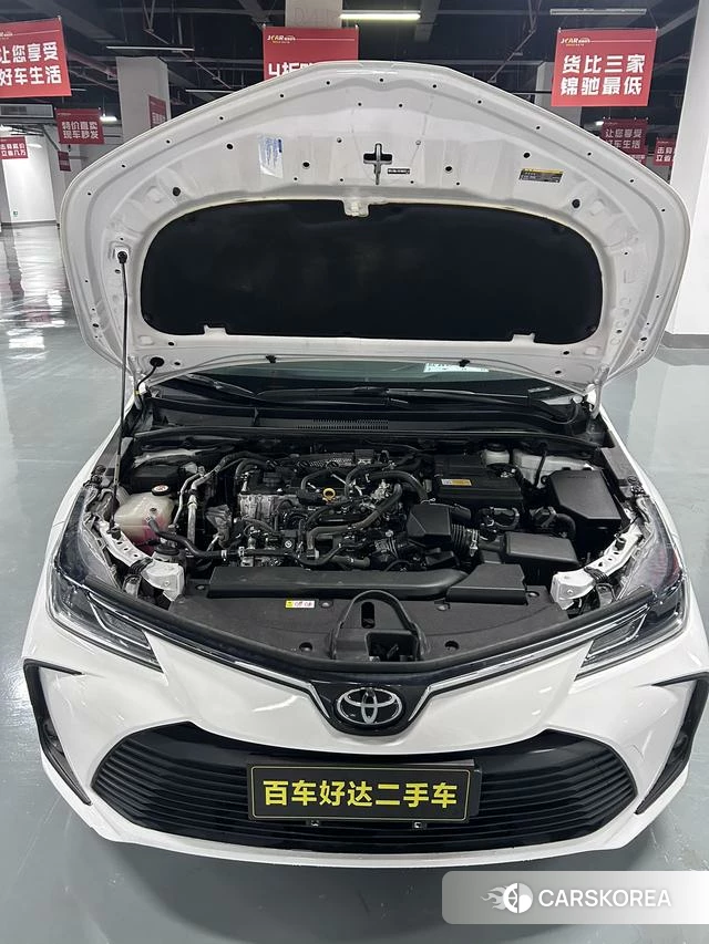 Toyota Corolla 2023 Белый из Китая, фото 5